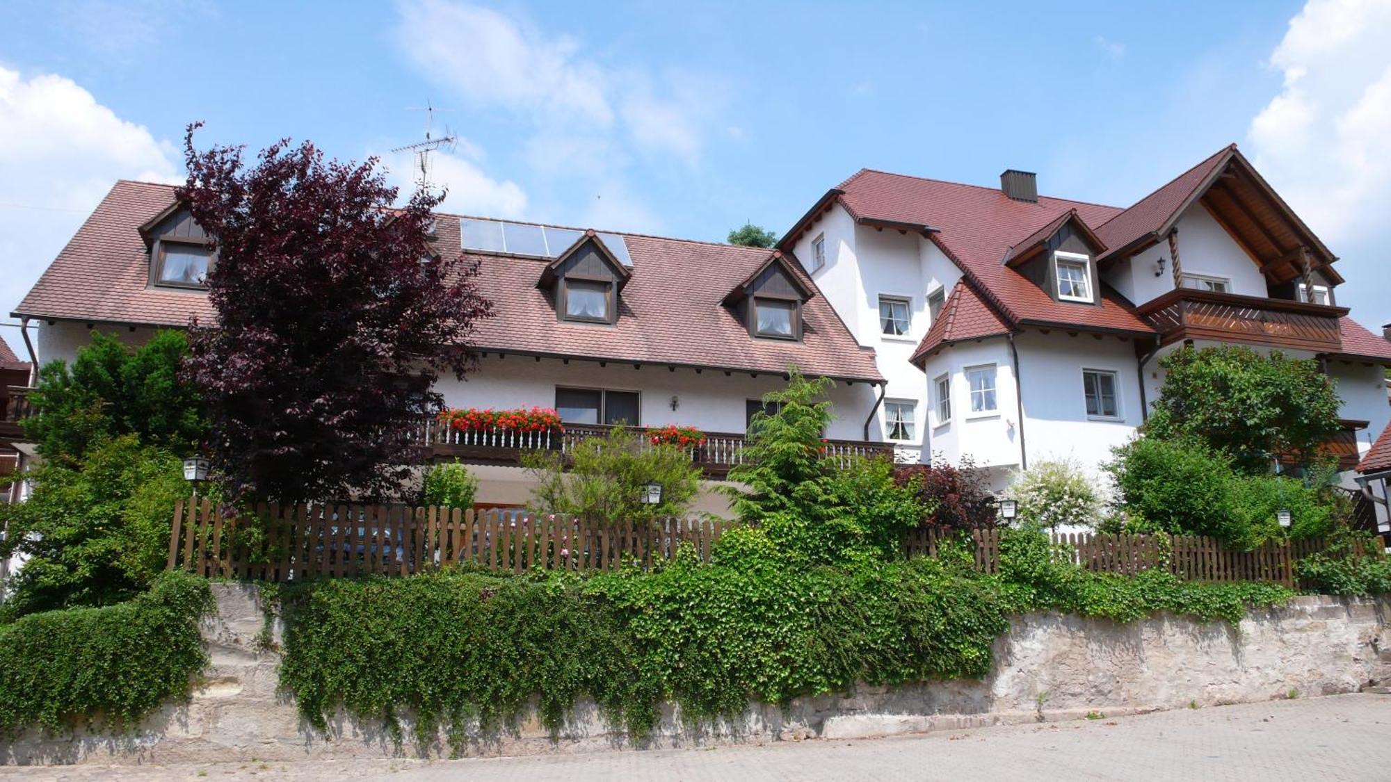 אנסבאך Hotel Gasthof Kaesser מראה חיצוני תמונה