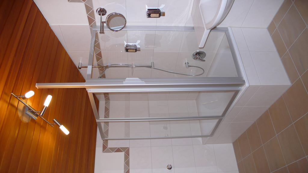 אנסבאך Hotel Gasthof Kaesser מראה חיצוני תמונה